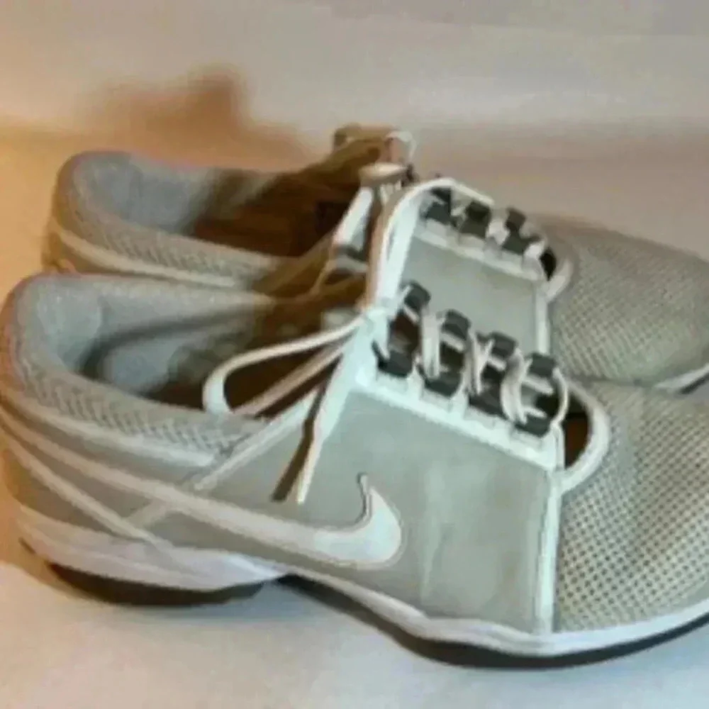 Nike Air Ladies Summer Light Cream And white Mesh Rubber Spike Golf Shoes Size 8